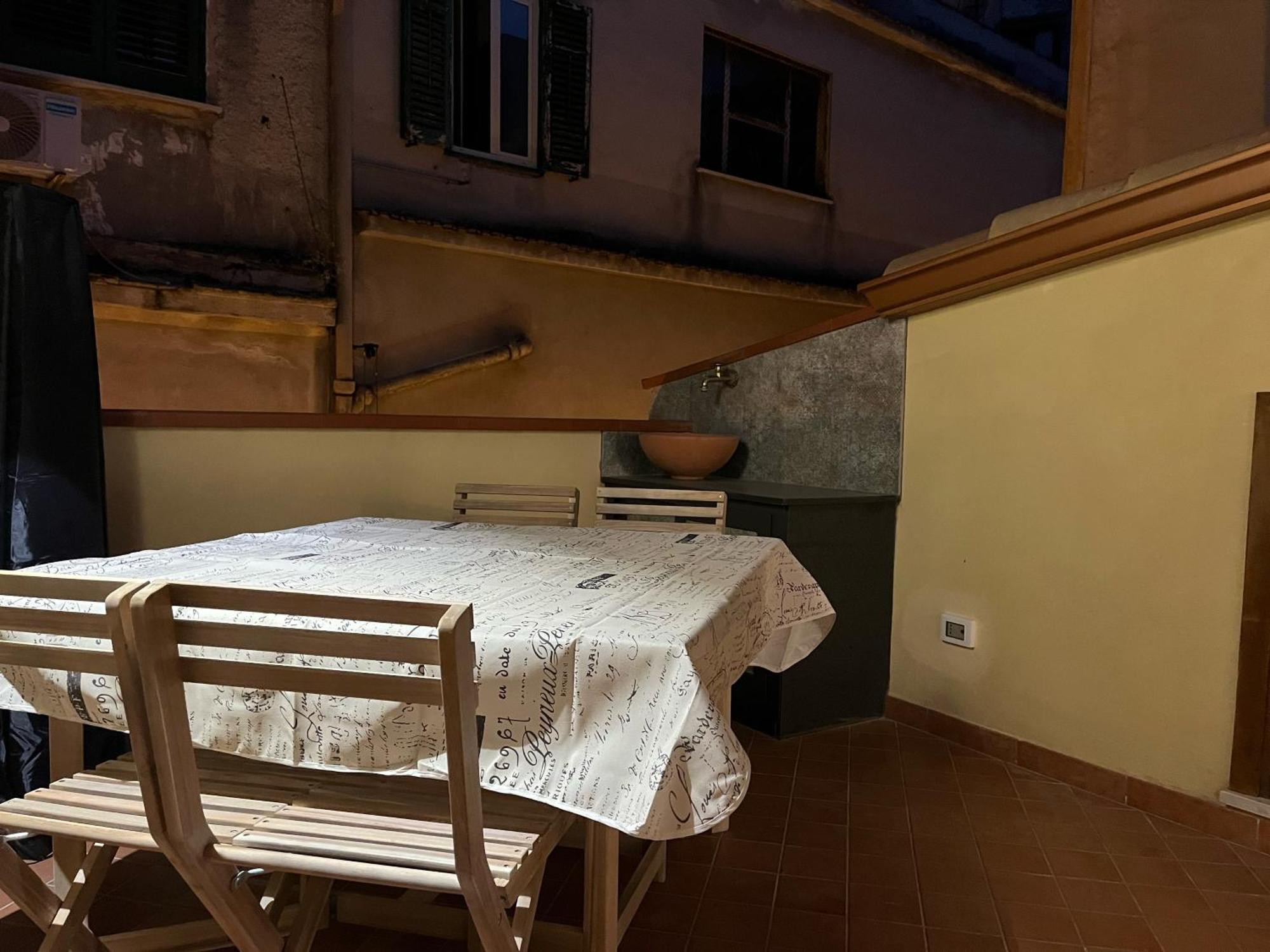 Maquedino Holiday Home & Terrace - Cozy Central Loft Palermo Eksteriør bilde
